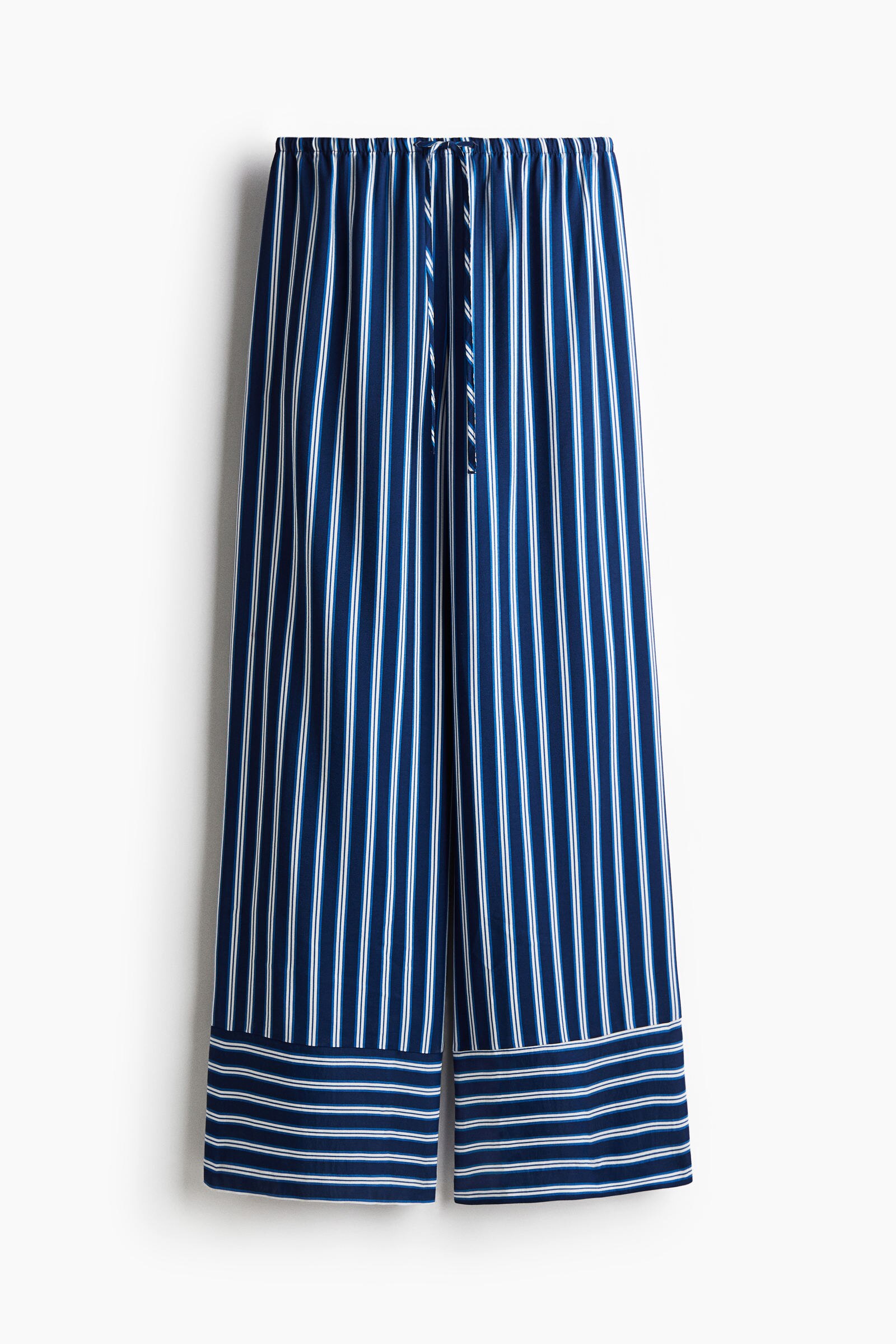 Pantalón de sarga con cordón de ajuste a $11.495